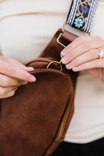Load image into Gallery viewer, Sarah Shoulder Sling Bag

