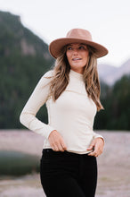 Load image into Gallery viewer, Wool Blend Wide Brim Hat w/ Belt
