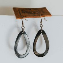 Load image into Gallery viewer, Teardrop Horn Earrings in Black
