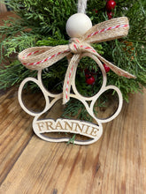 Load image into Gallery viewer, Personalized Paw Print ornaments

